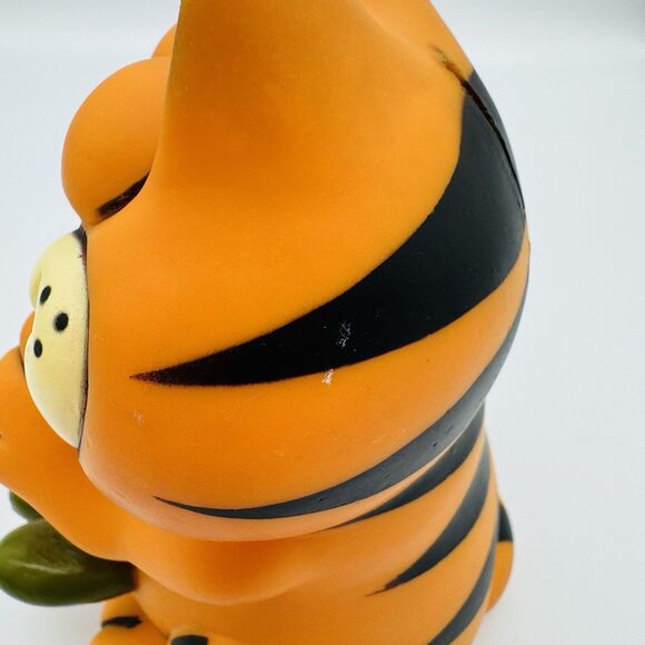 Vintage Garfield Piggy Bank 1981 80s Kats Meow 7” Retro Collectors Holding Pooky - Picture 11 of 11